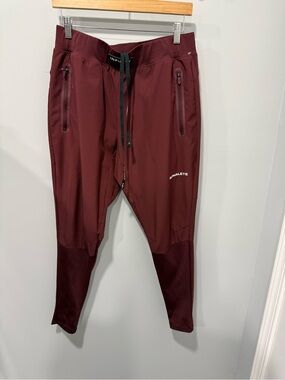 Alphalete burgundy joggers size large
